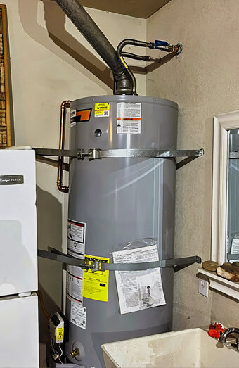 https://huntingdalehotwater.com.au/uploads/2025/06/electric-hot-water-system-58767.jpg