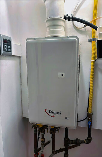 https://huntingdalehotwater.com.au/uploads/2025/06/hot-water-87450.jpg