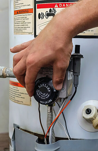 https://huntingdalehotwater.com.au/uploads/2025/06/hot-water-servicing-68760.jpg