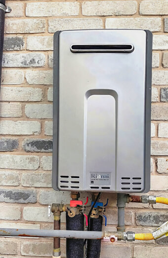 https://huntingdalehotwater.com.au/uploads/2025/06/instant-hot-water-systems-48570.jpg